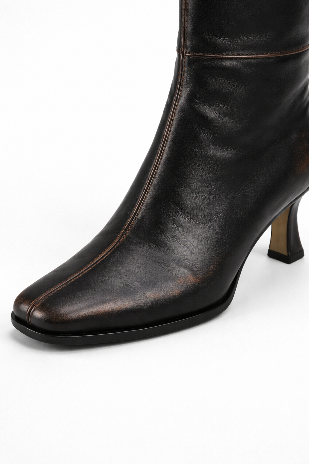 Magnolia Leather PRE ORDER