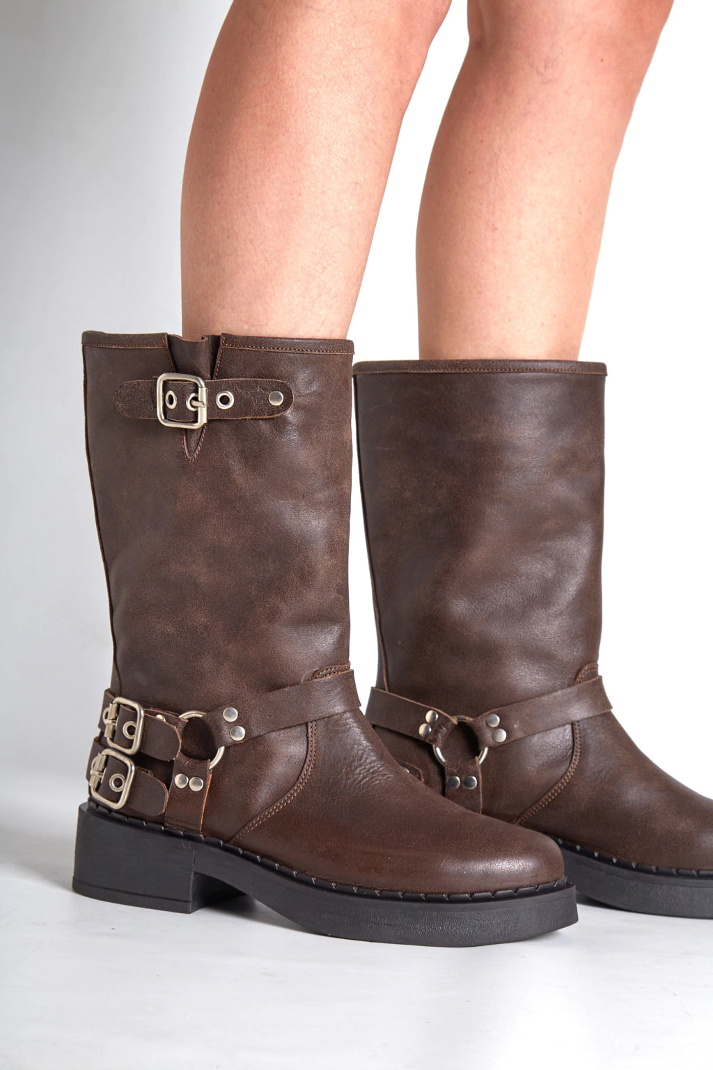 Artigas Brown Leather