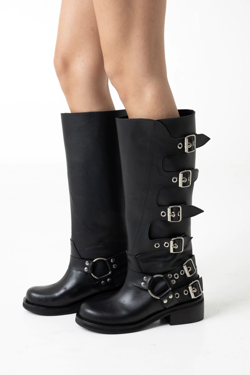 Tati Full Black Leather